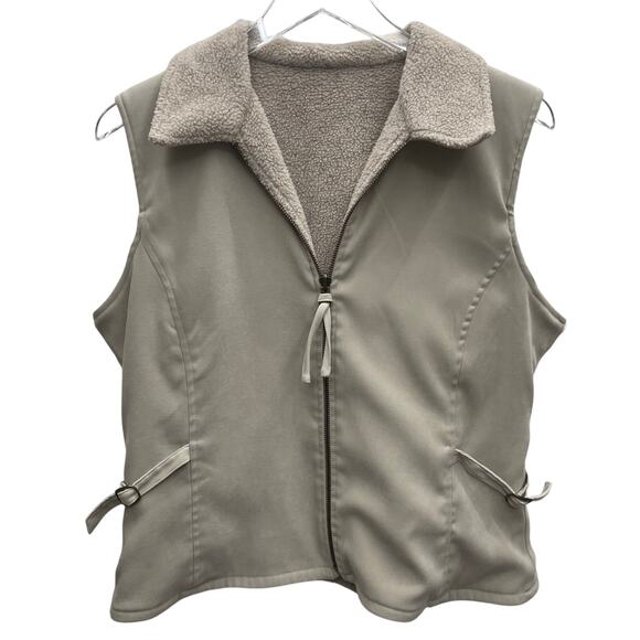 Reversible Women’s Vest Size - Picture 1 of 8